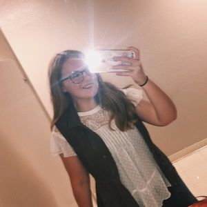 Meet your Posher, Hannah